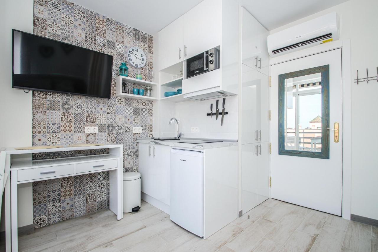 Stylish Studio For Rent With Fantastic Location In Marbella Promenade. Esterno foto